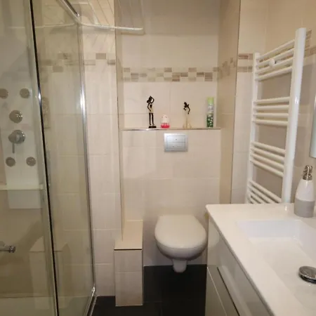 Magnifique T2 Avec Wifi En Centre, 1 Chambre, 3 Etoiles - Fr-1-608-85 Apartment *